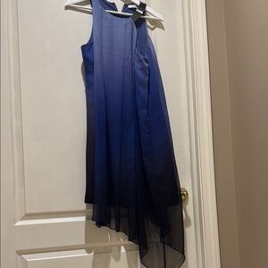 Elegant Navy Blue Sleeveless Dress